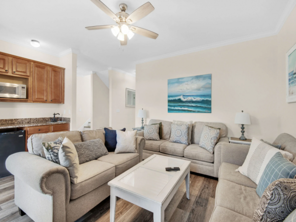 Destin Vacation Rental: Steps from Crystal Beach
