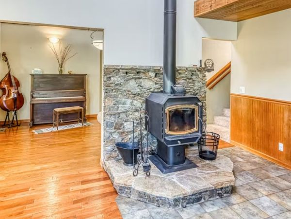 Peaceful Mountain Retreat 7 BR North Fork Vacation Home