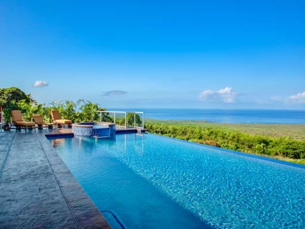 Big Island Luxury Estate with Amazing Ocean and Bay Views