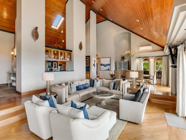 Big Island Luxury Estate with Amazing Ocean and Bay Views