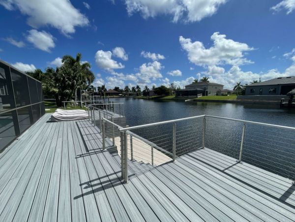 Canalfront Luxury Home in Cape Coral with Pool and Boat Dock