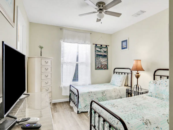 Stroll Onto Beach Amelia Island Town Home