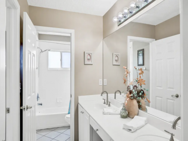 Stroll Onto Beach Amelia Island Town Home