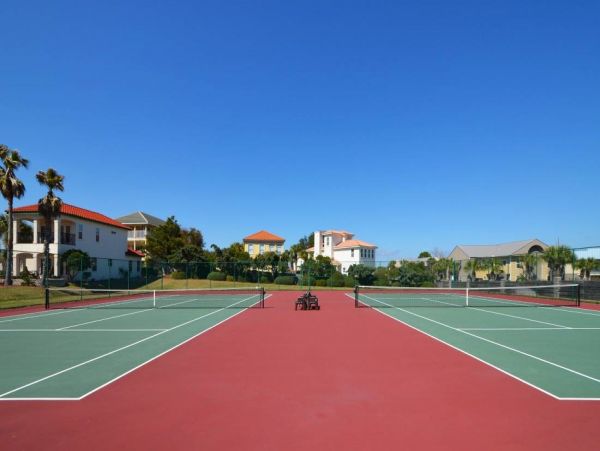 Destin Vacation Condo Two Bedroom Walk to Beach