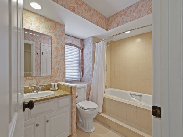 Charming 2 Bedroom Vacation Home in Hilton Head Island