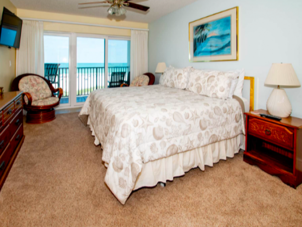 Two Bedroom , 2 Bathroom Condo with Gulf views