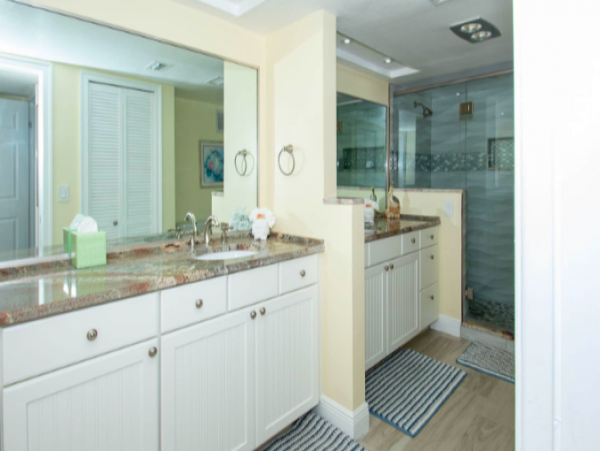 Two Bedroom , 2 Bathroom Condo with Gulf views