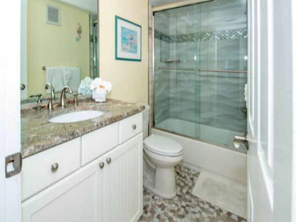 Two Bedroom , 2 Bathroom Condo with Gulf views