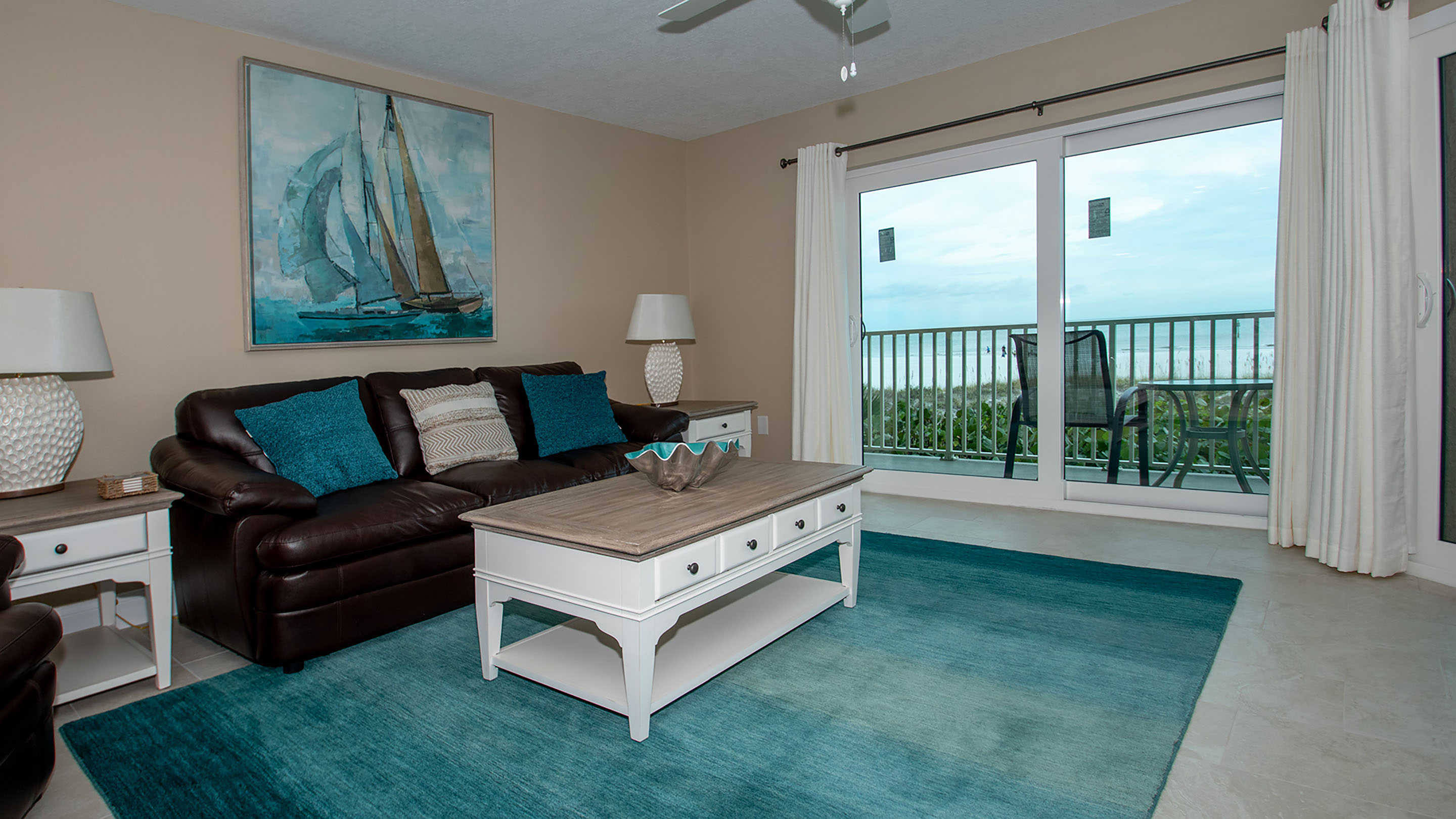 Two Bedroom Vacation Condo with Beautiful Panoramic Ocean Views