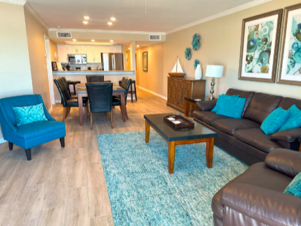 2 Bedroom/2 Bathroom Oceanfront Condo with spectacular views