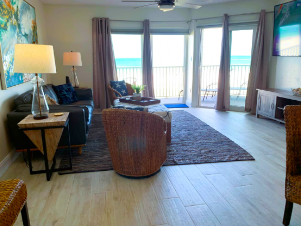 2 Bedroom 2 Bathroom Condo with Clearwater Beach View