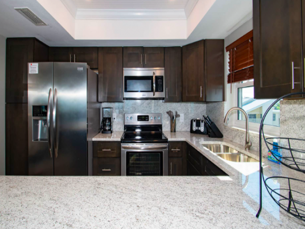 Premium 3 Bedroom 2 Bathroom Ocean Front Condo