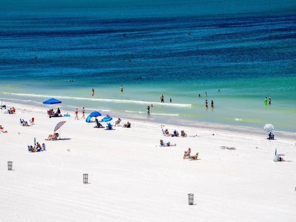 Gulf Front Clearwater Vacation Penthouse Sleeps Ten Guests