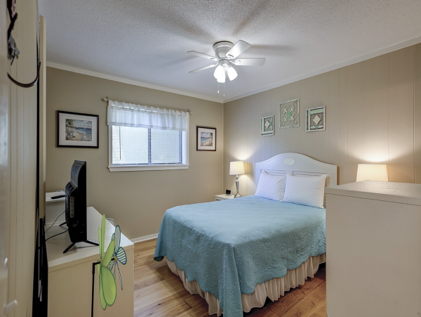 Resort Unit with Pool, Spa, Tennis & Gym Access in Hilton Head