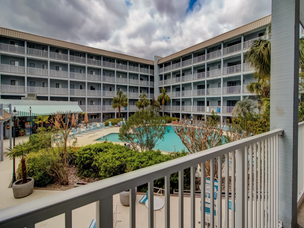 Resort Unit with Pool, Spa, Tennis & Gym Access in Hilton Head