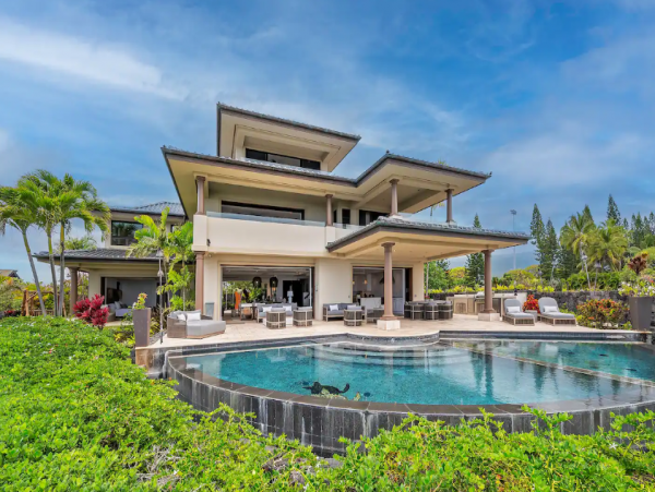 Luxury 5 Bedroom Villa with Full Ocean Views