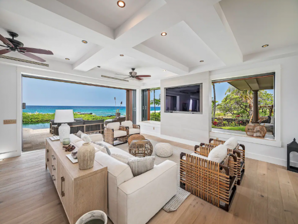 Luxury 5 Bedroom Villa with Full Ocean Views