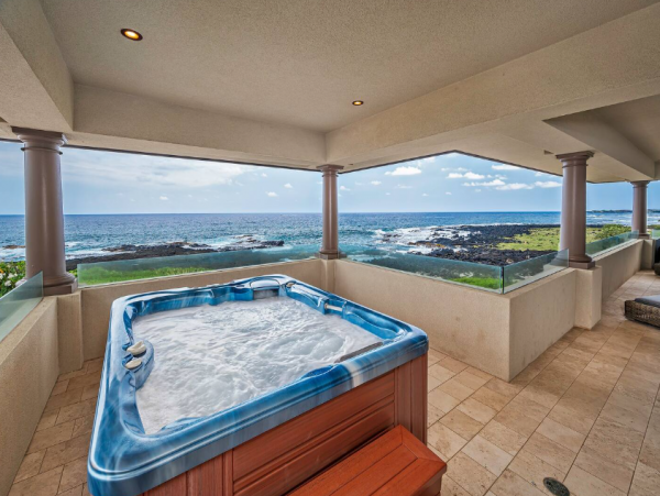 Luxury 5 Bedroom Villa with Full Ocean Views