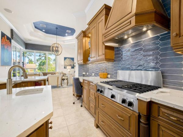 Marco Island Vacation Home Four Bedroom with Pool