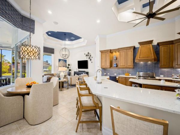 Marco Island Vacation Home Four Bedroom with Pool
