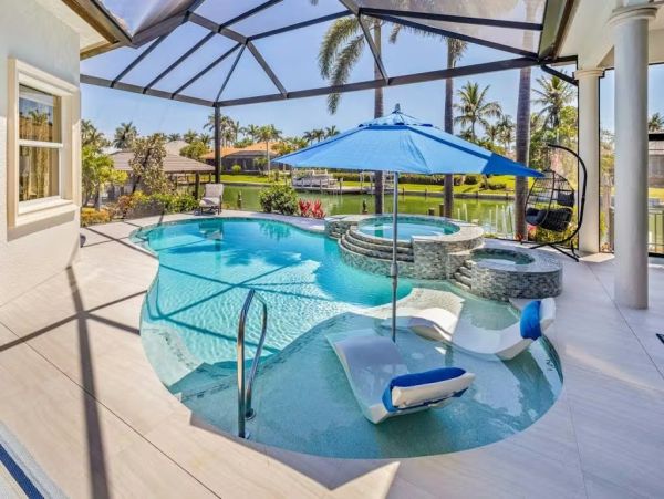 Marco Island Vacation Home Four Bedroom with Pool