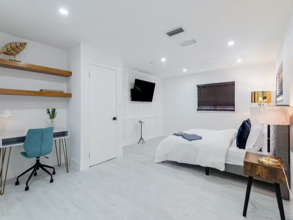 Just A Short Drive or Bike-ride to Fort Lauderdale Beaches