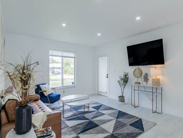 Just A Short Drive or Bike-ride to Fort Lauderdale Beaches