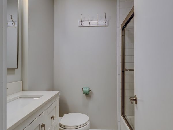 Hilton Head Vacation Condo Two Bedroom Walk to Beach