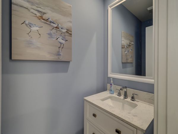 Hilton Head Vacation Condo Two Bedroom Walk to Beach
