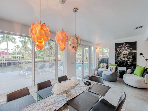 Beautiful Fort Lauderdale Home w/ 3 Bedrooms, Pool & Kayaks