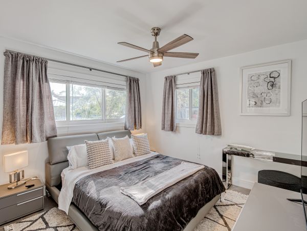 Beautiful Fort Lauderdale Home w/ 3 Bedrooms, Pool & Kayaks