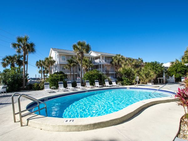 Miramar Beach One Bedroom Condo Steps to the Sugar White Sands