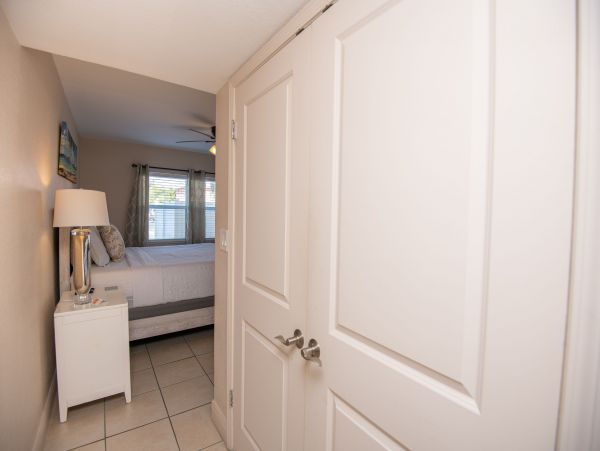 Charming 2 Bedroom Vacation Condo in St. Pete Beach