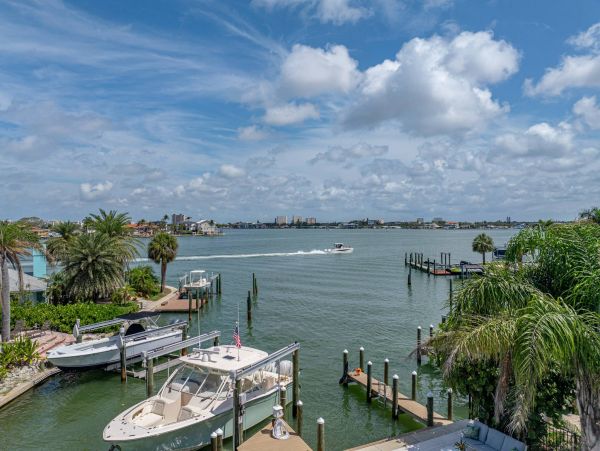 St. Pete Beach Waterfront Vacation Rental | Florida Gulf Coast Luxury Pool Home