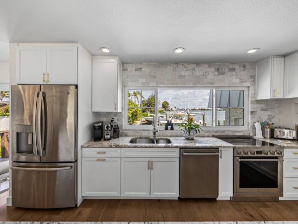 St. Pete Beach Waterfront Vacation Rental | Florida Gulf Coast Luxury Pool Home