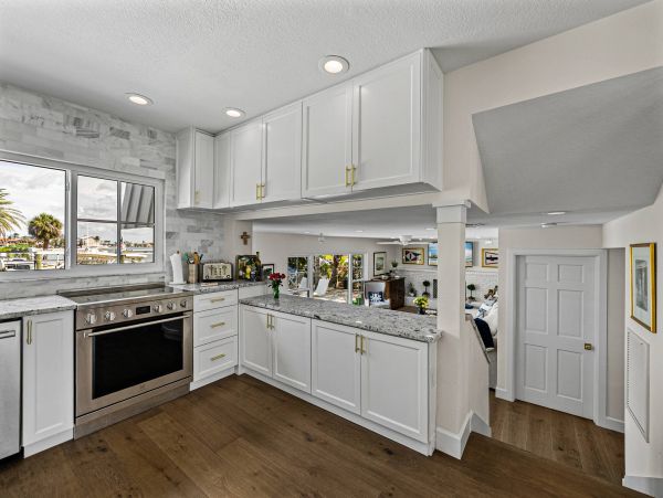 St. Pete Beach Waterfront Vacation Rental | Florida Gulf Coast Luxury Pool Home