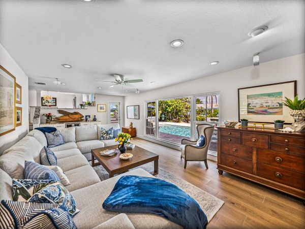 St. Pete Beach Waterfront Vacation Rental | Florida Gulf Coast Luxury Pool Home
