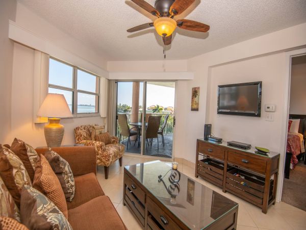 St. Pete Waterview condo