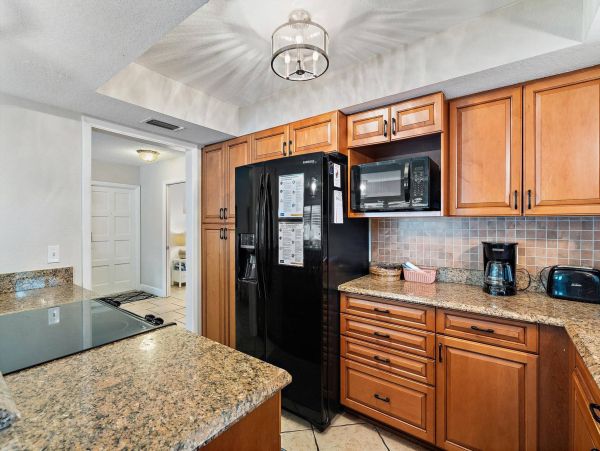 Lovely St. Pete Beach 3 Bedroom Vacation Condo