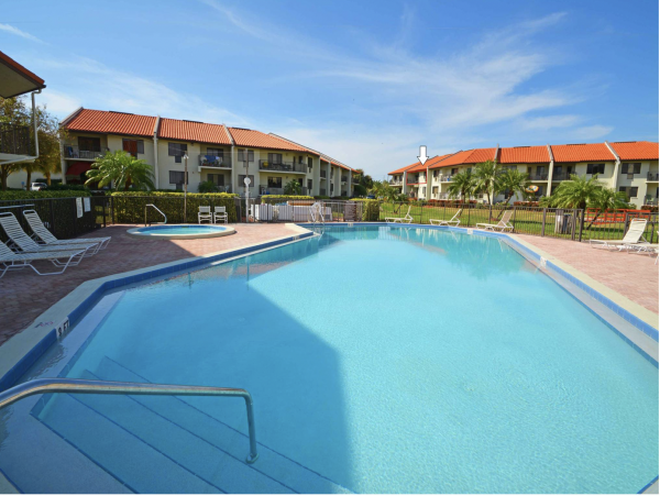 Exceptional Amenities Great Vacation Residence