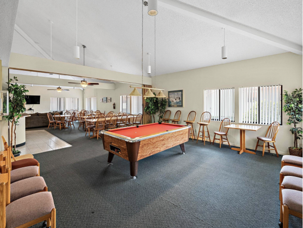 Exceptional Amenities Great Vacation Residence