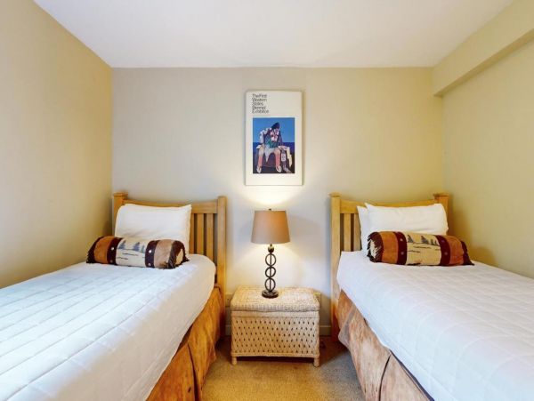 Vail Two-Story Vacation Condo with Great Location