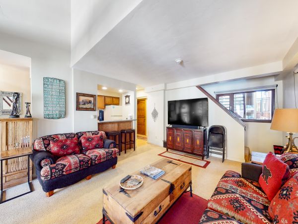 Vail Two-Story Vacation Condo with Great Location