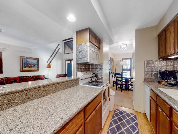 Vail Two-Story Vacation Condo with Great Location