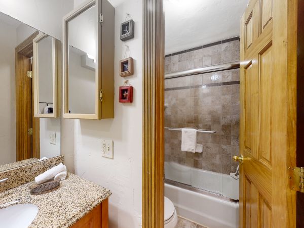 Vail Two-Story Vacation Condo with Great Location