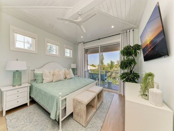 Luxurious Anna Maria Vacation Home with Bay Views, Pool & SPA