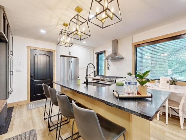 Stylish Vail Condo Two-Bedroom - Your Perfect Mountain Retreat