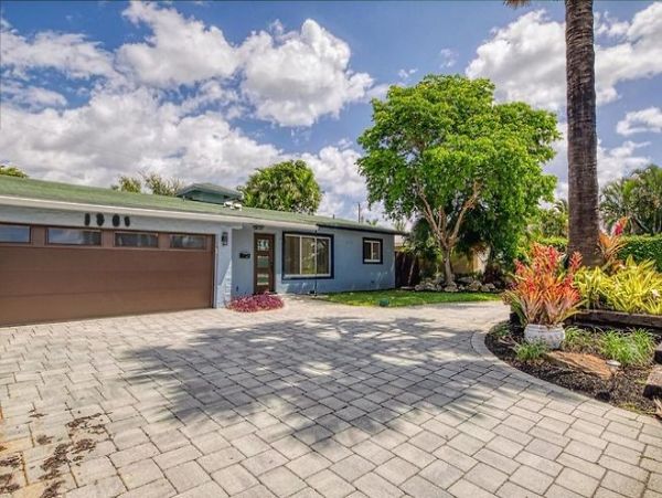 Oakland Park Vacation Home Three Bedroom