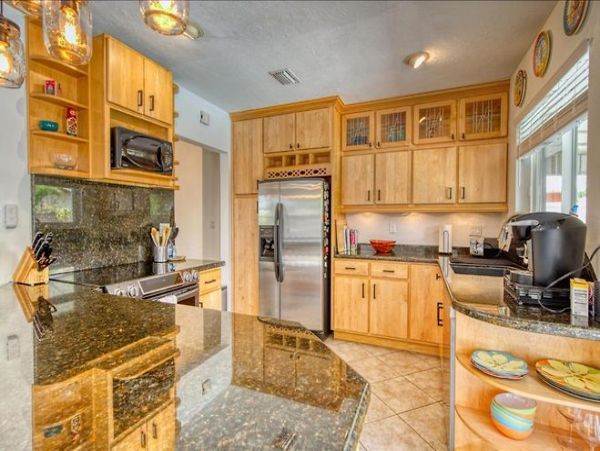 Oakland Park Vacation Home Three Bedroom