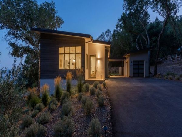 Luxury Sonoma Vacation Home with Infinity Pool Sleeps 10